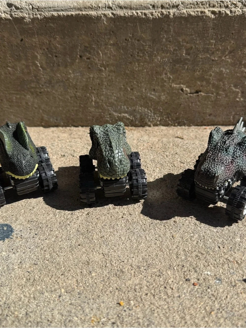 Mini Dino Monster Truck Pullback Cars Lot‎ of 5